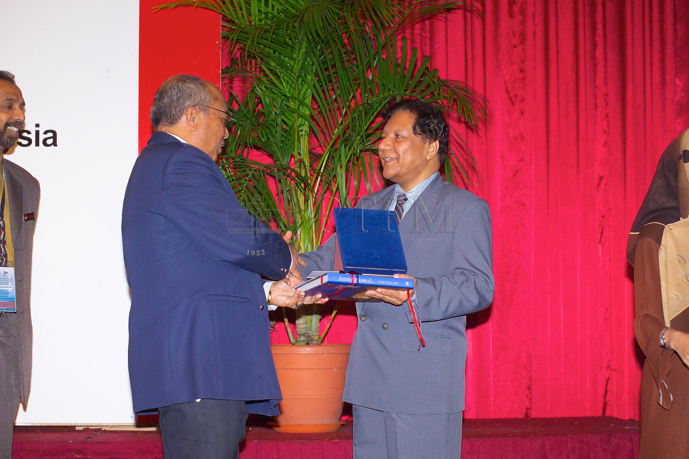 PTPM 06 23 eduresearch D9X40735